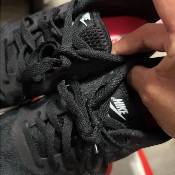 Nike women Black and Gray Athletic Shoes - Picture 4 of 12